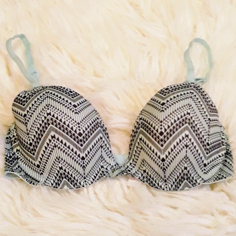 VS Wear Everywhere Bra 32C